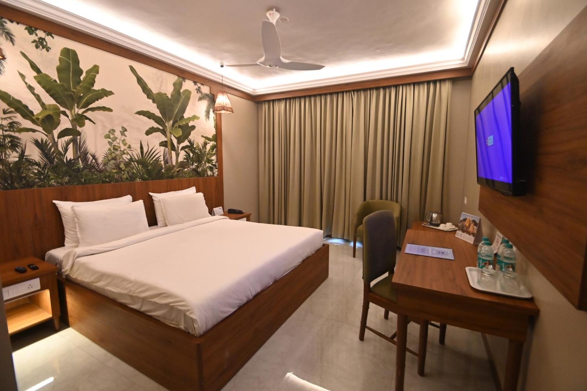 Rns Residency Sea View Hotell Māvalli Eksteriør bilde